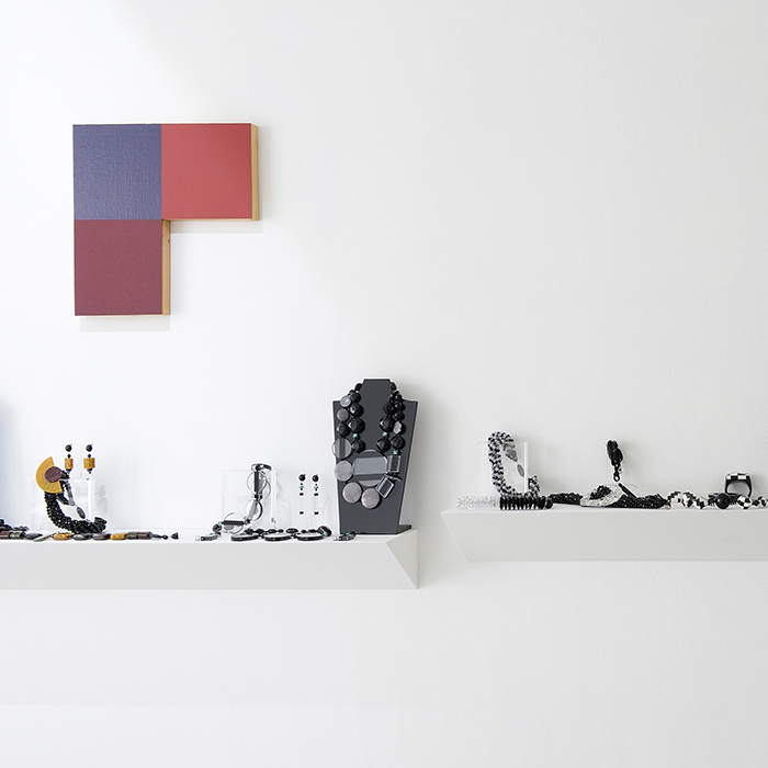 Angela Caputi | Indossare Il Colore